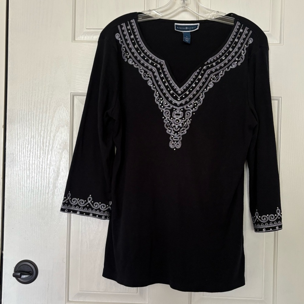 Karen Scott Embroidered Women's Top, black w/ silver/white bling Size L